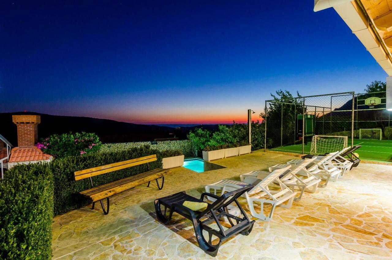 Villa Mateo With Private Pool Gruda Екстер'єр фото
