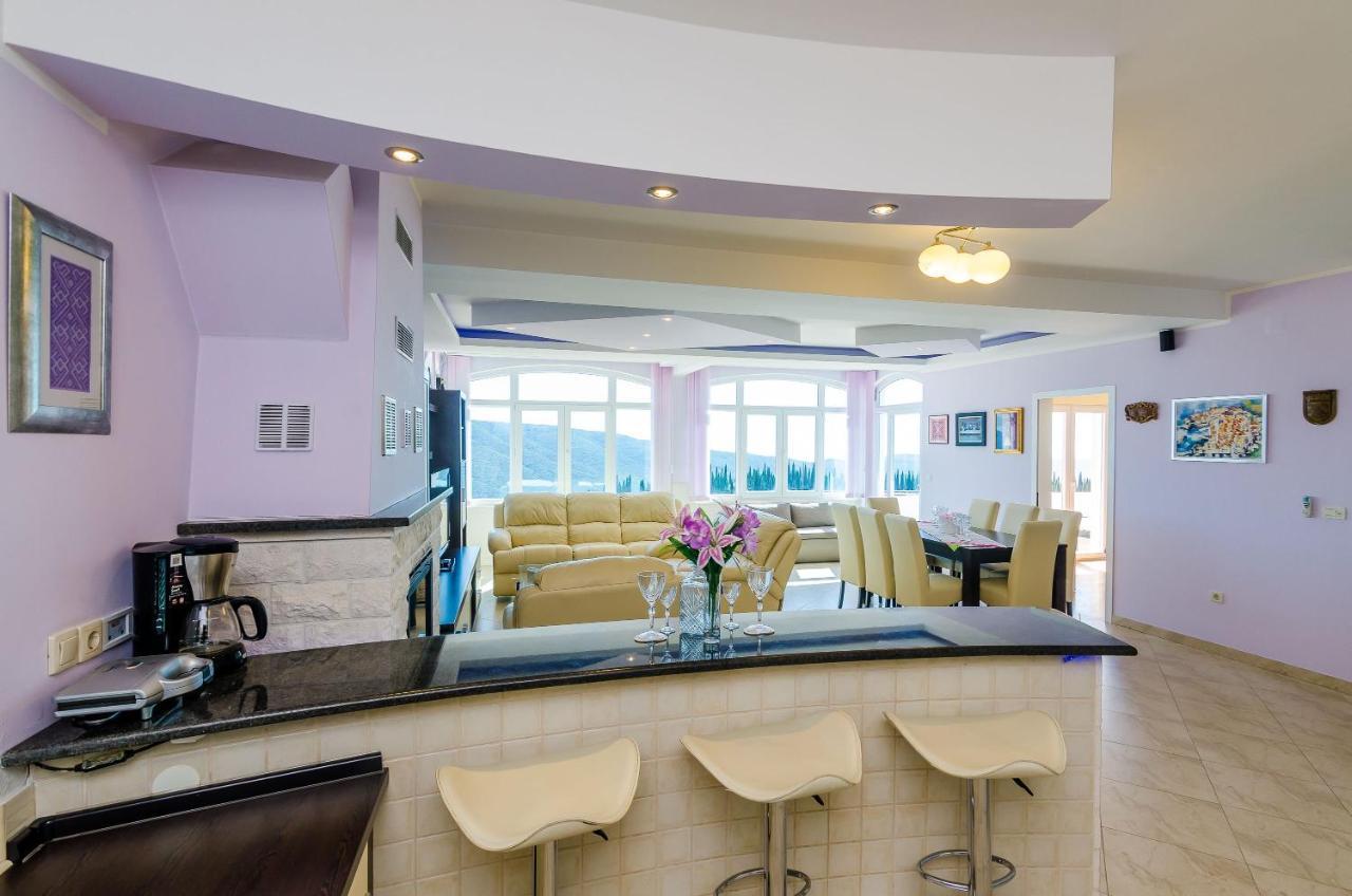 Villa Mateo With Private Pool Gruda Екстер'єр фото